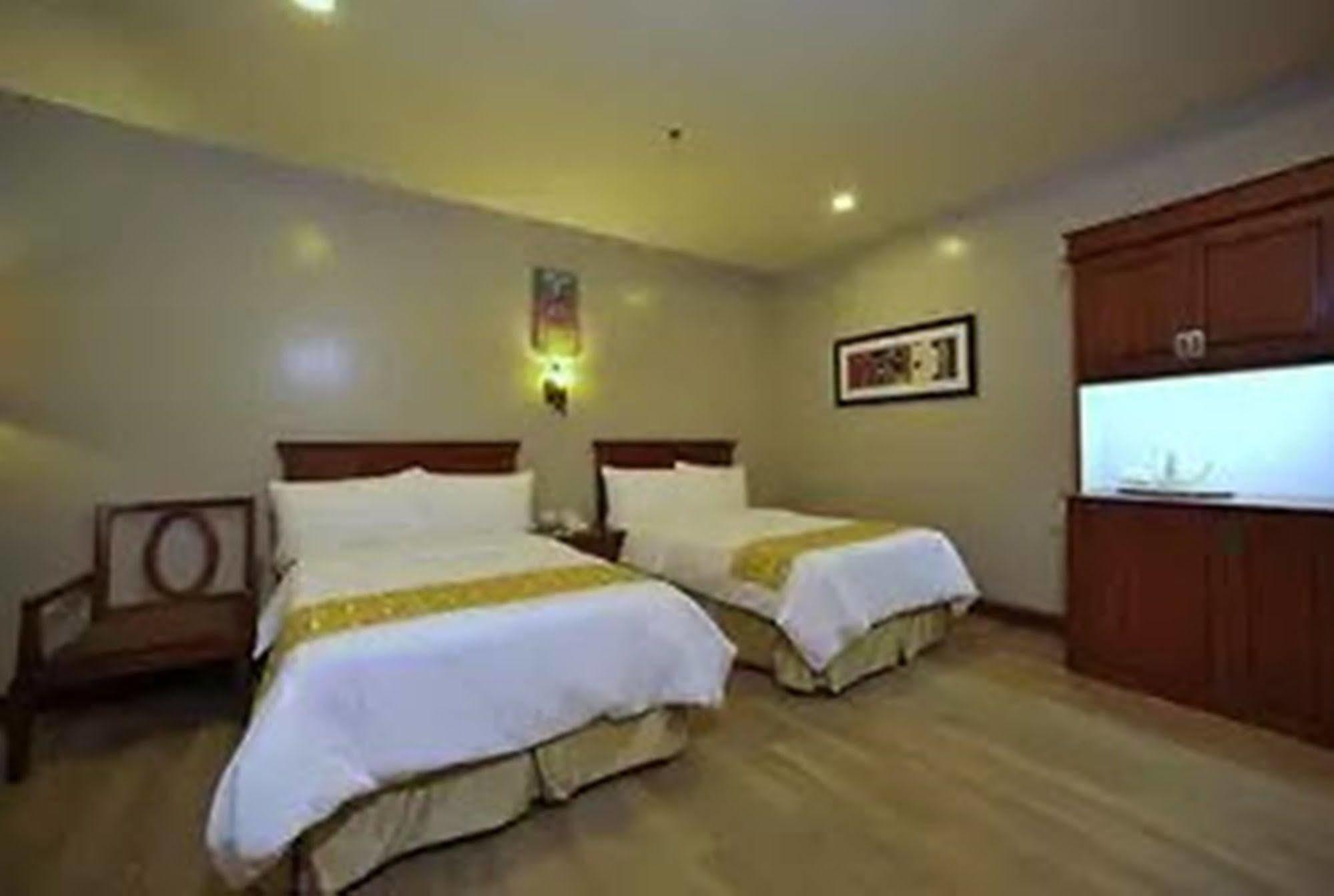 Paragon Hotel And Suites Baguio City Exteriör bild